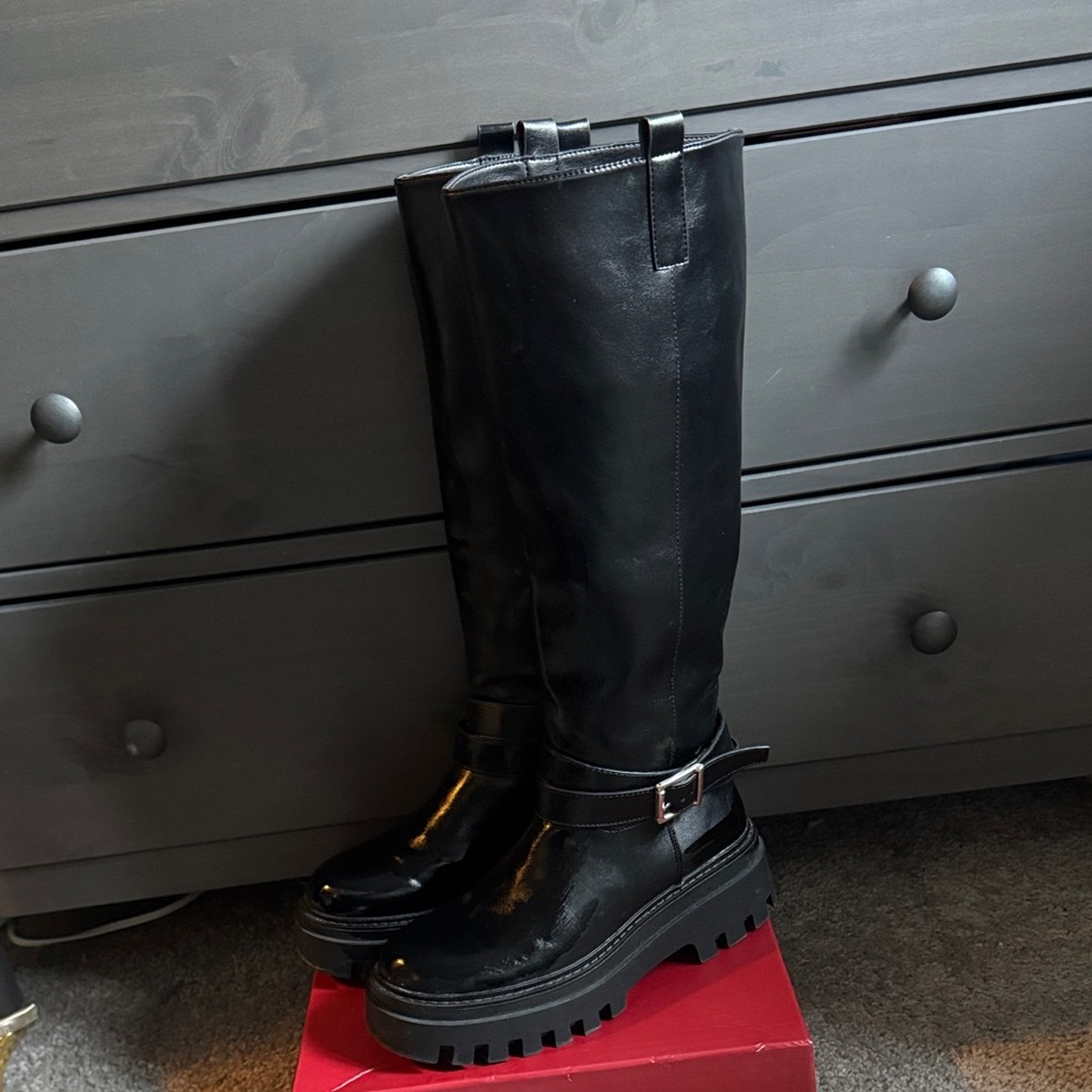 Black Leather Knee-High Boots